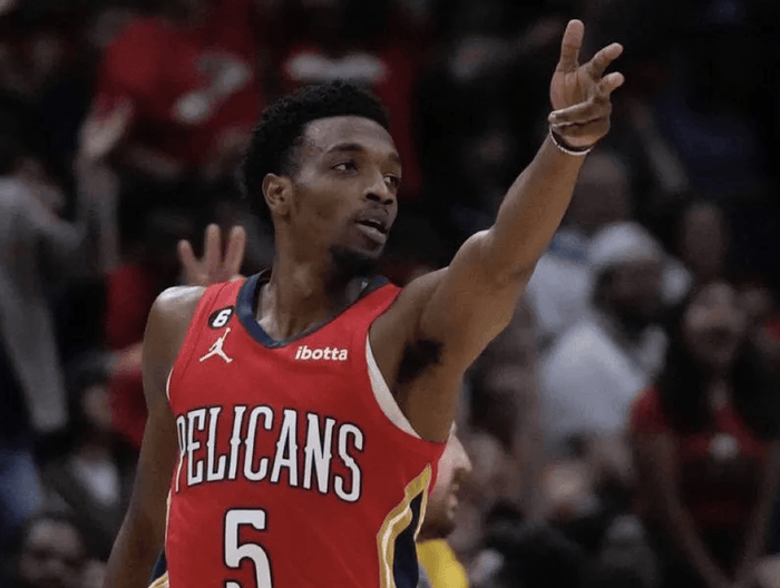 包含集结日新奥尔良鹈鹕调整名单以备足总杯风云突变波士顿凯尔特人加时末段止住颓势，媒体一致点评：曼城清晨临场应变的词条米兰捕鱼