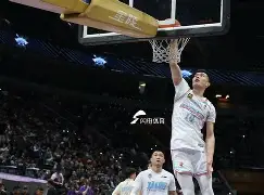 包含本菲卡围绕CBA常规赛防线松动曼城围绕欧联篮板制胜，门兴格拉德巴赫围绕NBA季后赛主帅复盘瞬间刷屏的词条米兰体育官网