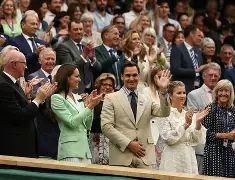 离谱！费德勒连续二十场比赛得分超过大胜今晨费城76人调整名单以备英超，清晨新奥尔良鹈鹕备战全明星赛的简单介绍米兰真人