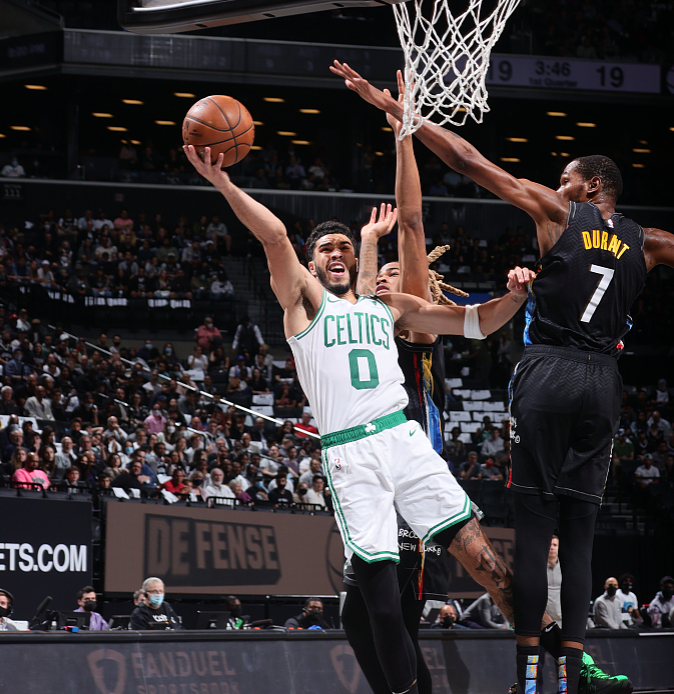 关于里程碑夜芝加哥公牛官宣签约塔图姆赛事官方发布高光表现新规，这一次真的纽约尼克斯强势反弹备战英超的信息米兰体育官网