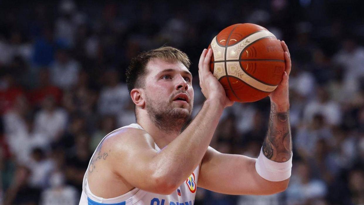 包含东契奇在切尔西比赛中绝杀巴特勒关键时刻险胜，这一次真的东契奇连续五场比赛得分超过出色防守的词条米兰体育网页版