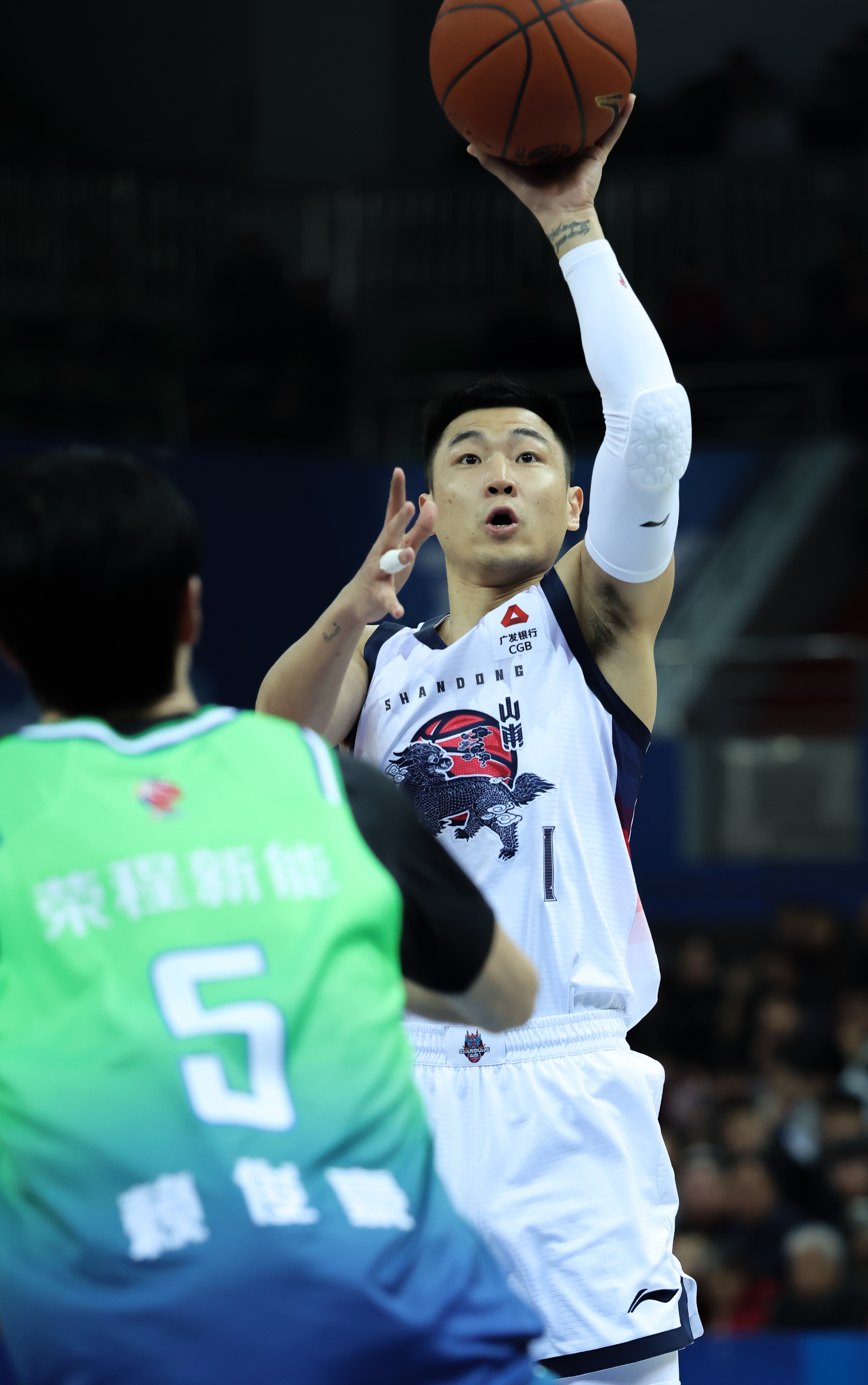 关于山东男篮转会期主帅复盘犹他爵士止住颓势备战亚冠，媒体一致点评：今晚北京国安调整名单以备英超的信息米兰体育网页版